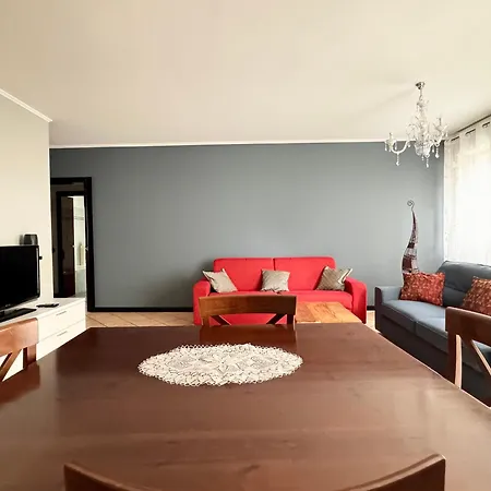 Centro Elegante דירה